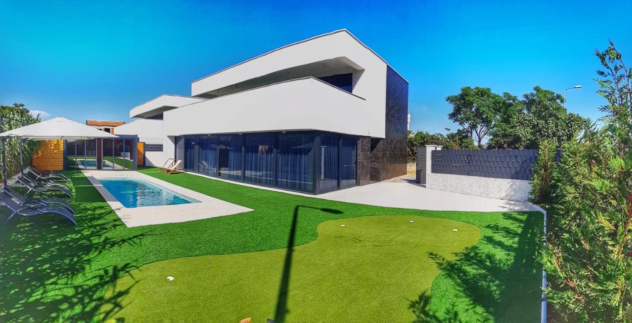 Villa Aurus - Luxury 5 Bedroom Vir Exterior photo